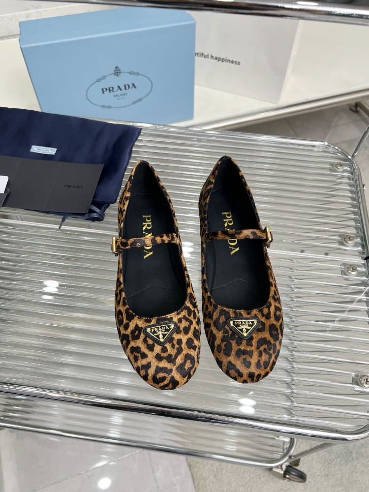 Prada flat shoes